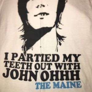 The Maine signed T shirt size small